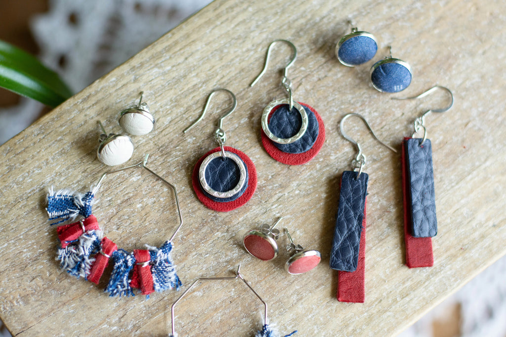 Red & Blue Two-Tone Circles