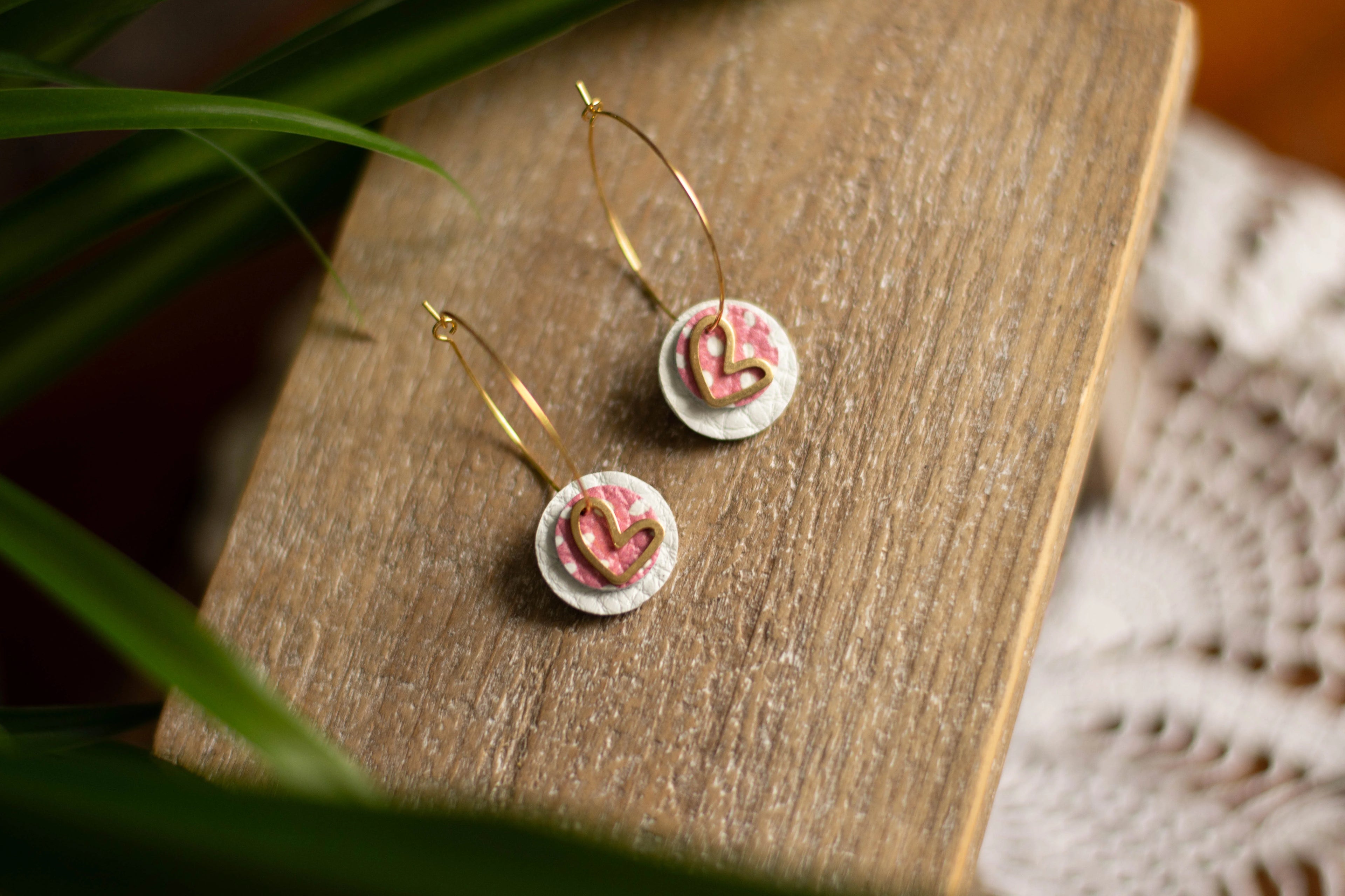 Doodle Dot Sweetheart Hoop