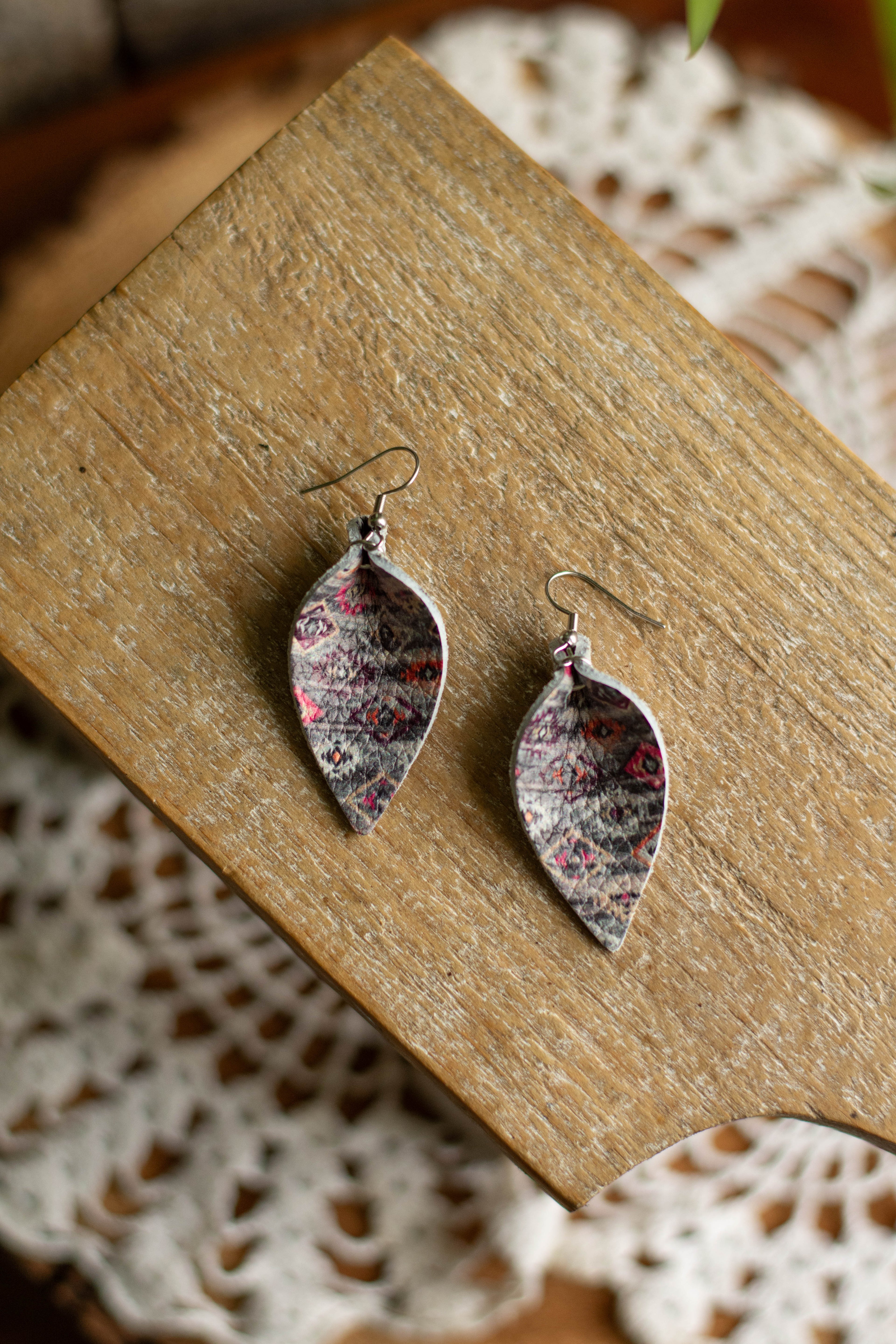 Flirty Aztec Leaf Drop