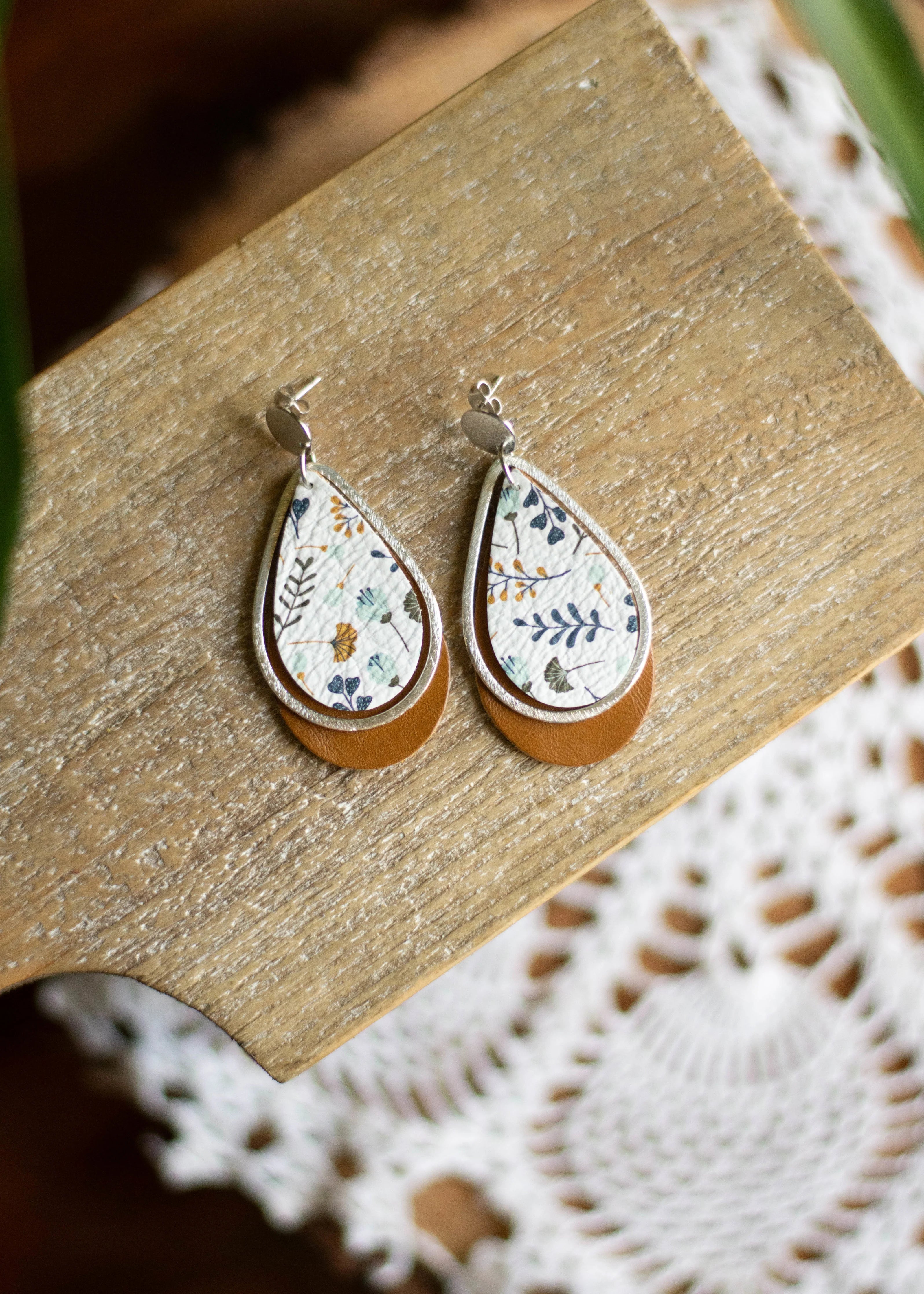 Wildflower Sunrise Teardrop