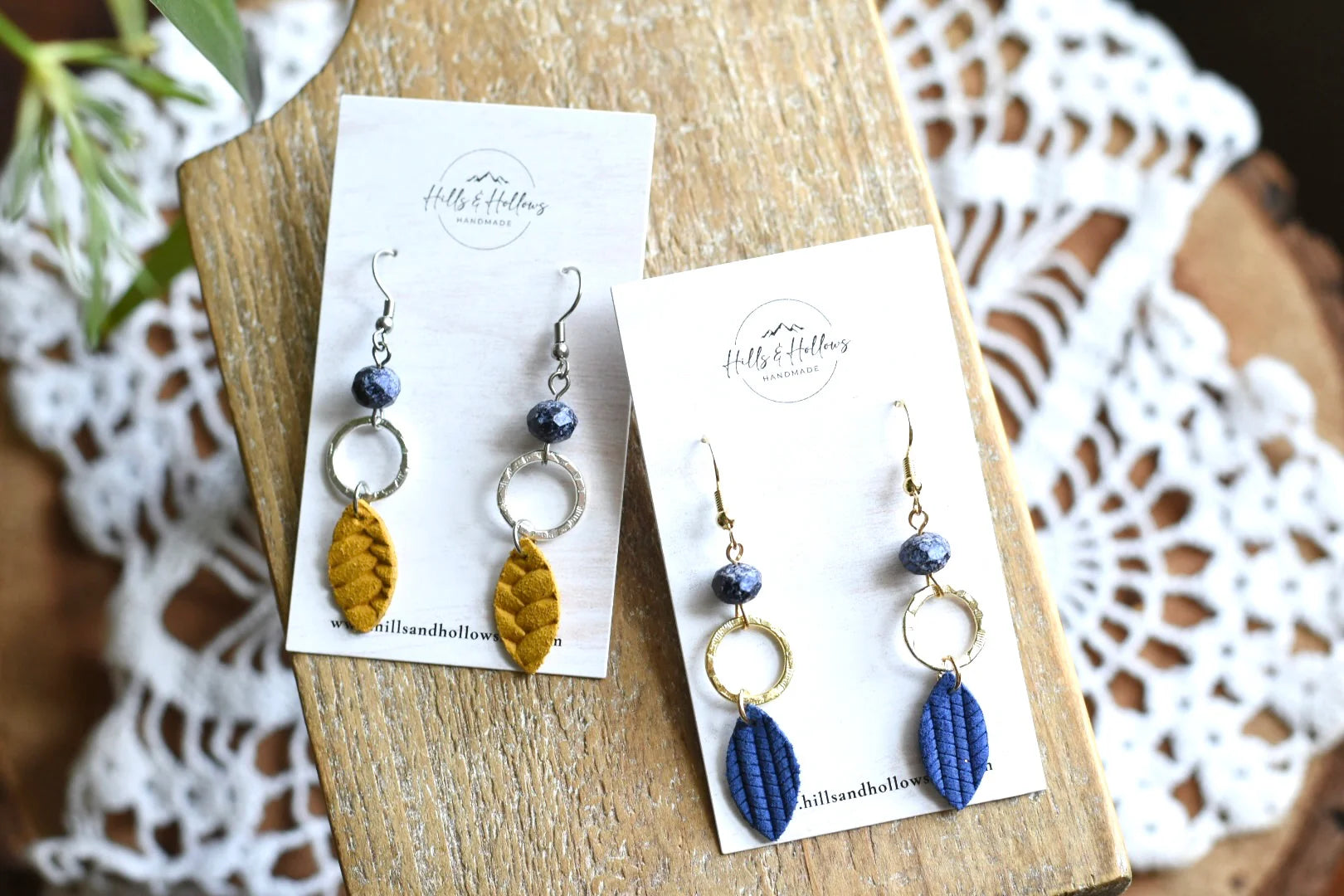 Mountie Dangle | Gold