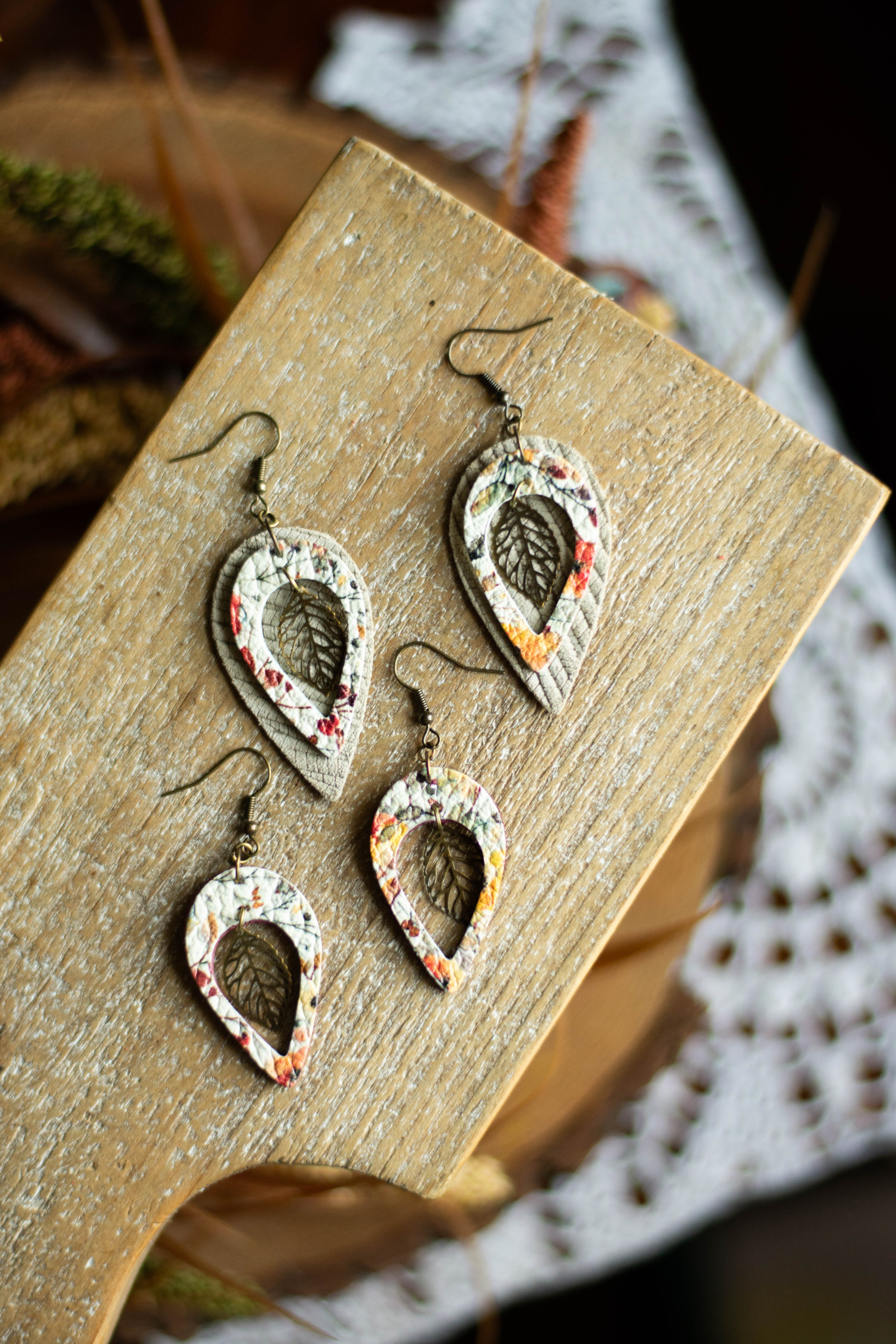 Harvest Watercolor Peek-a-Leafdrop