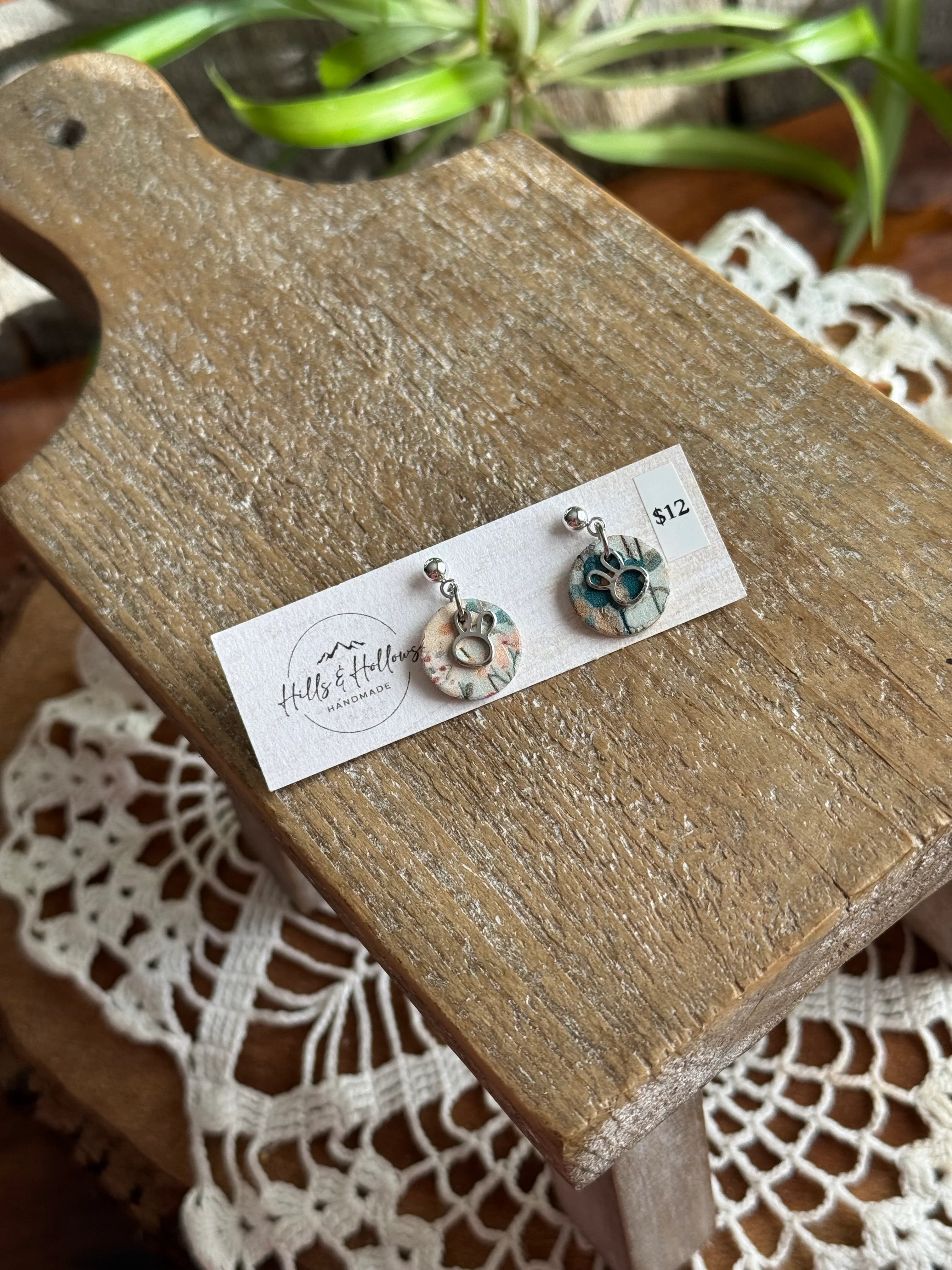 Floral Bunnies Silver