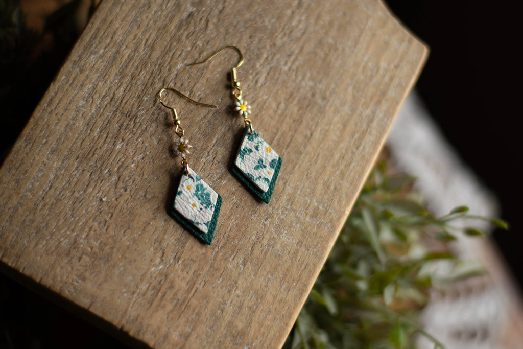 Vintage Daisy Diamonds