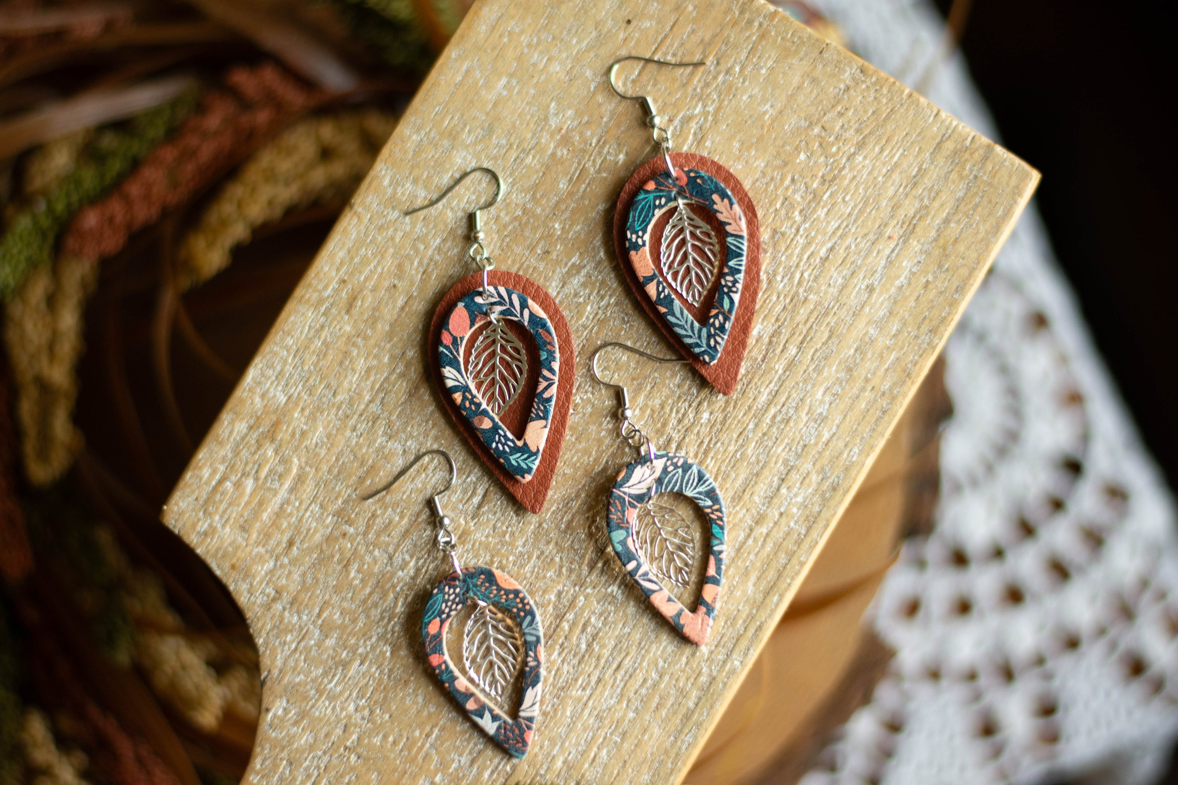 Harvest Peek-a Leafdrop | Small