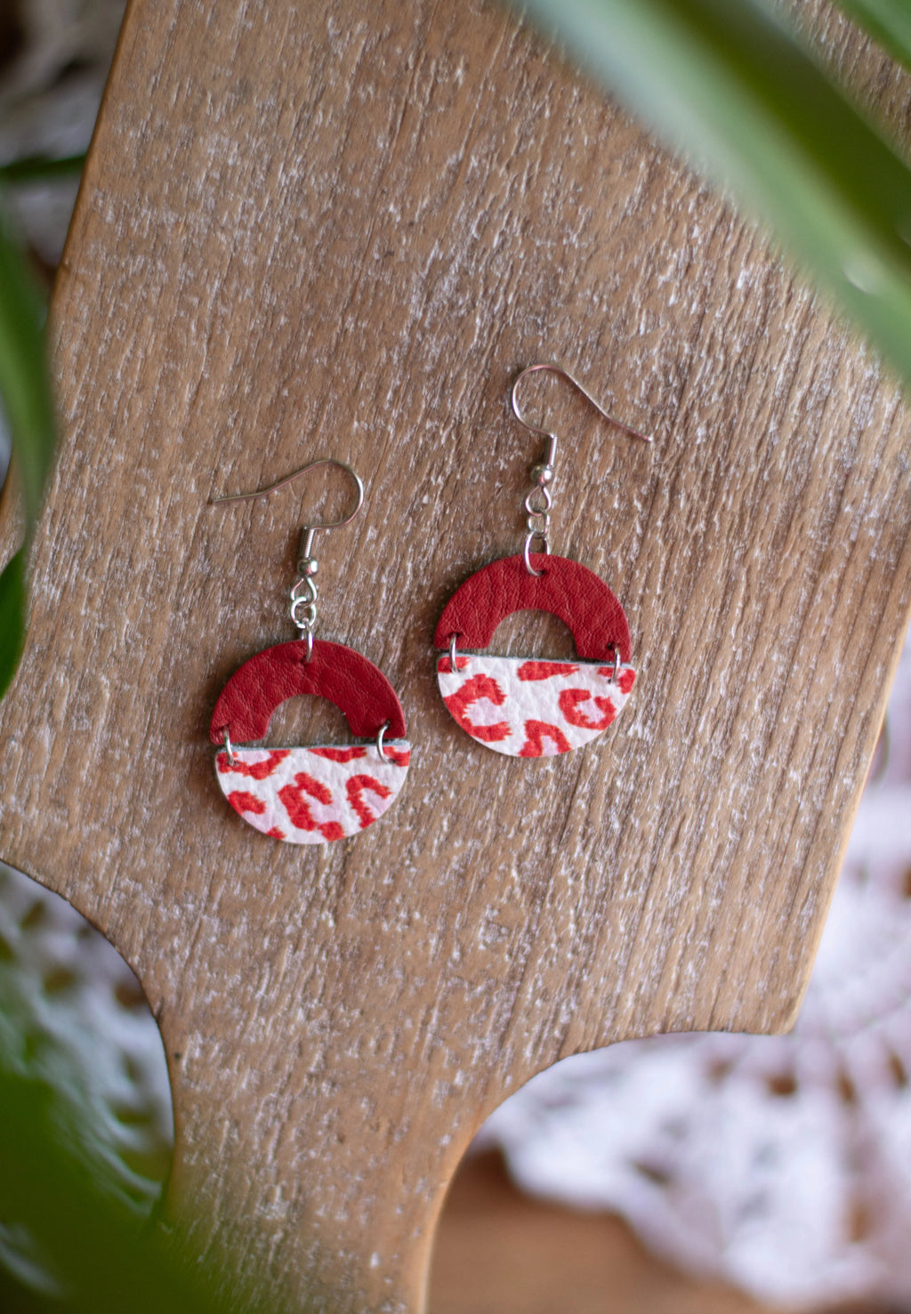 Red + Pink Leopard Arch