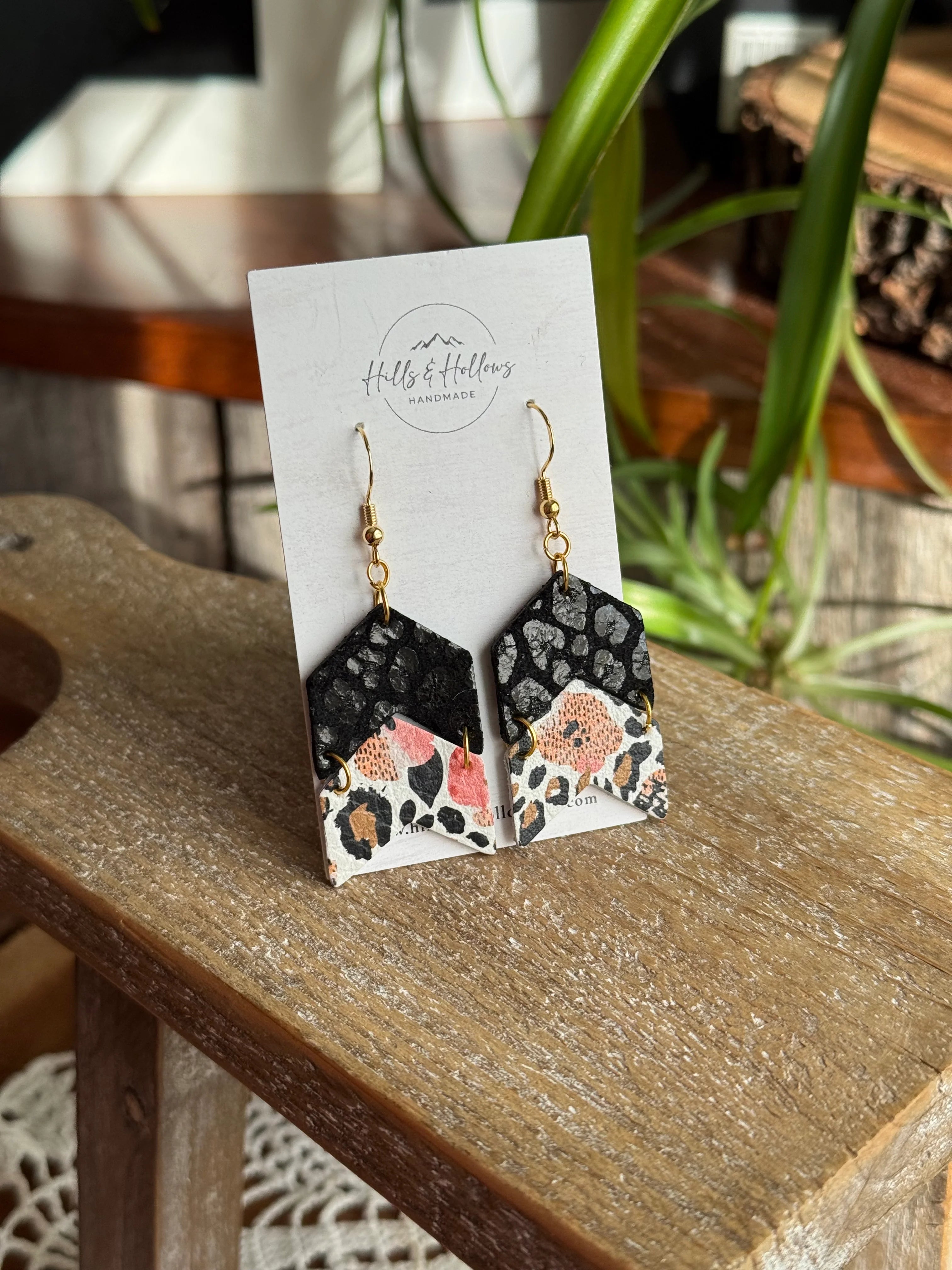 Two Tiered Arrow Animal Print