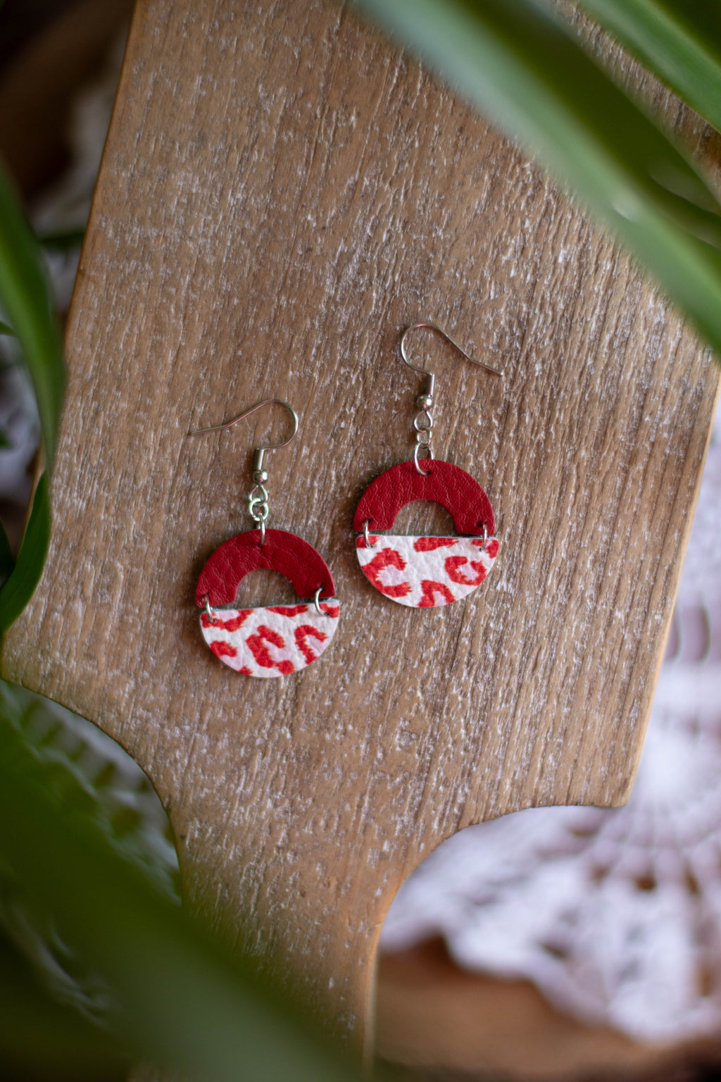 Red + Pink Leopard Arch