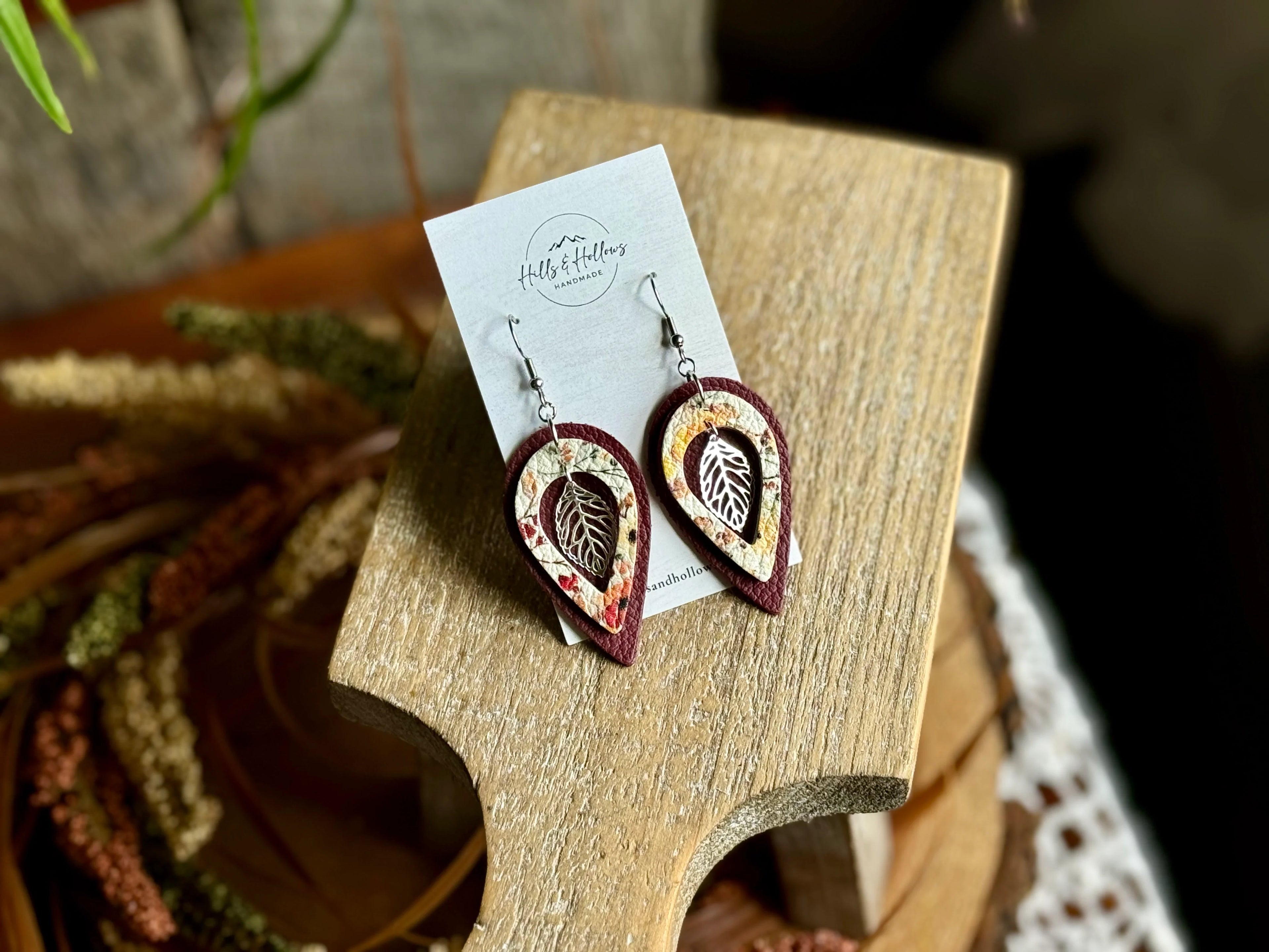 Harvest Watercolor Peek-a-Leaf | Large