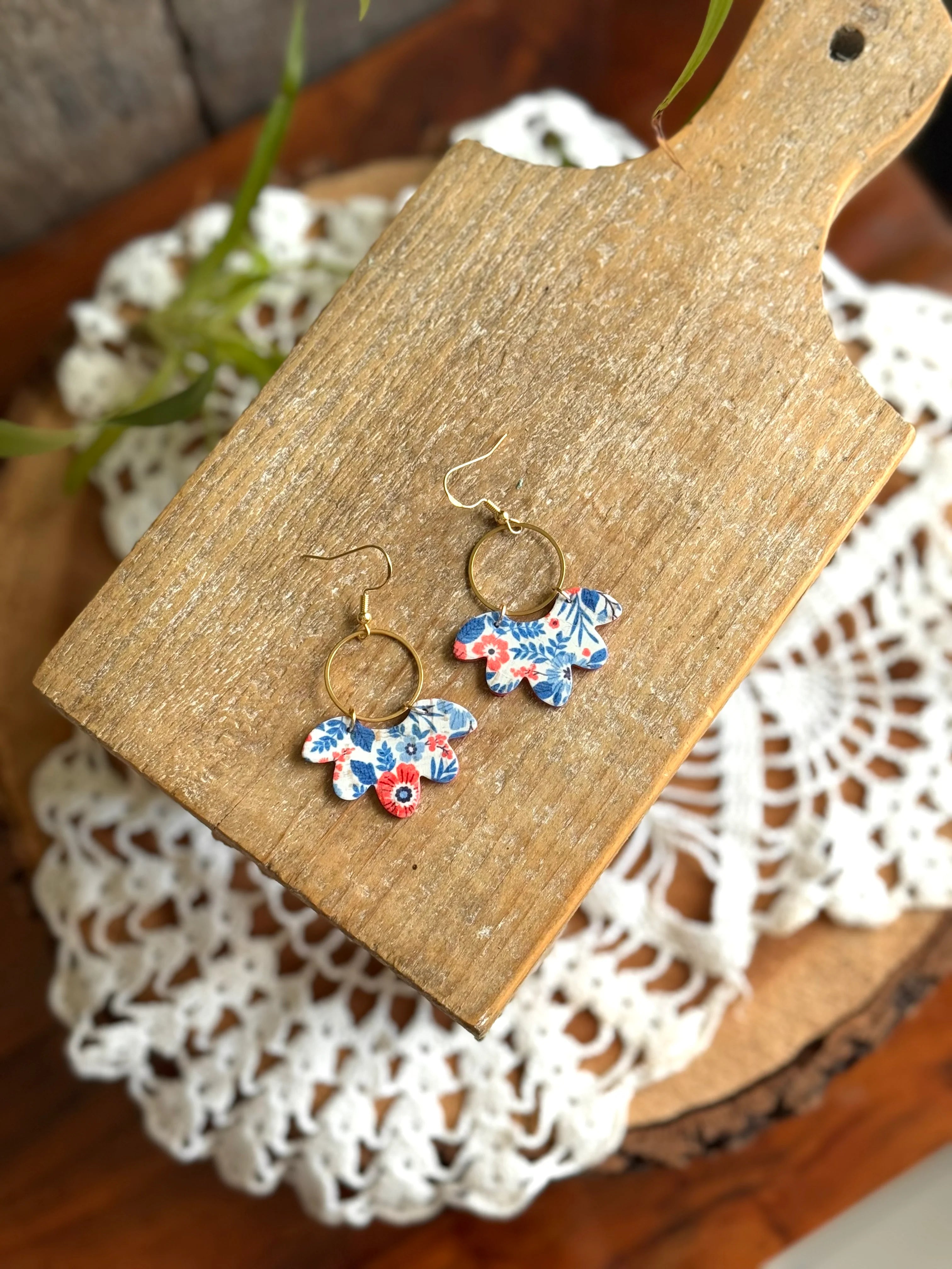 Red + Blue Floral Scallop