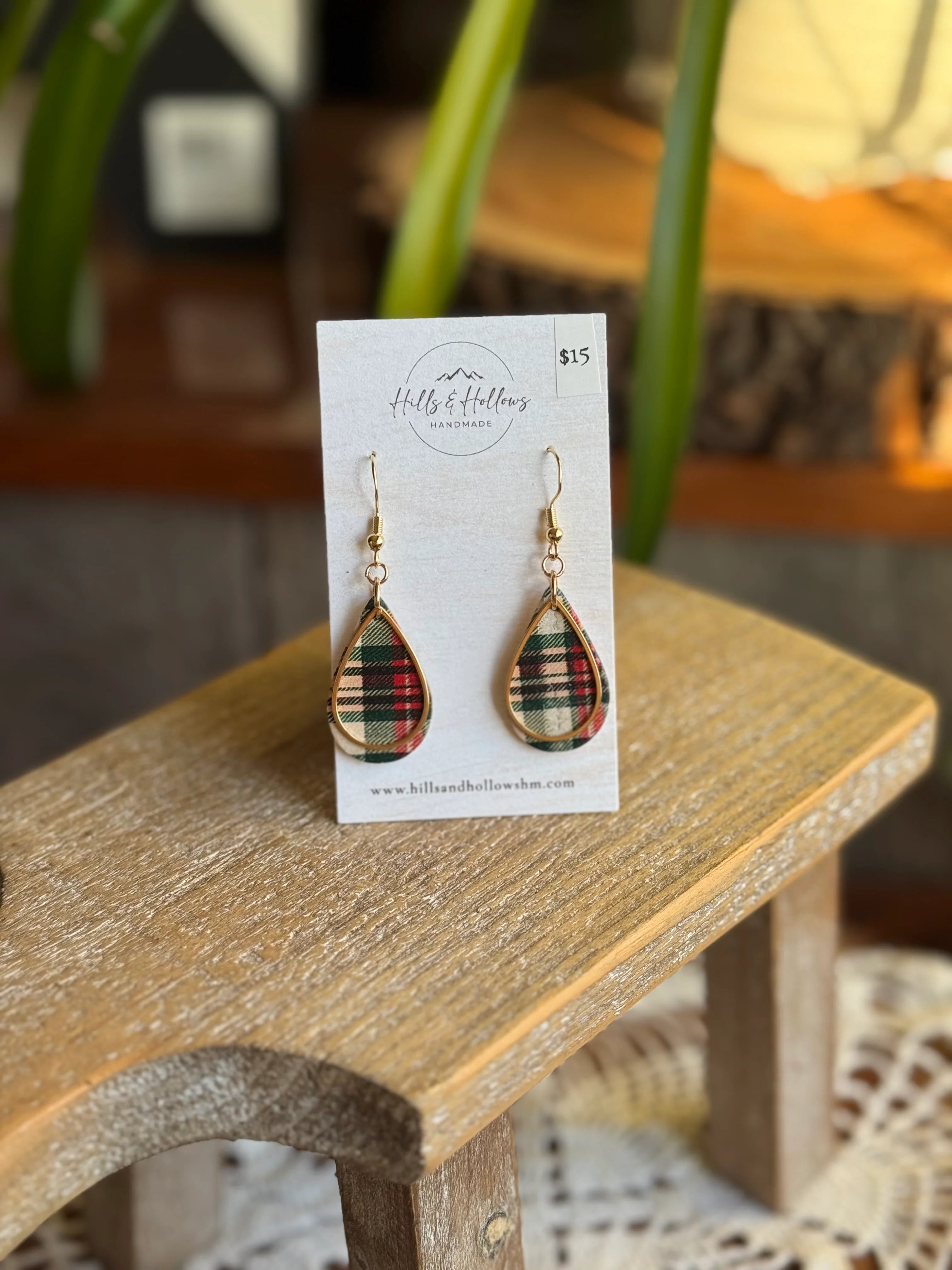 Christmas Plaid Teardrop