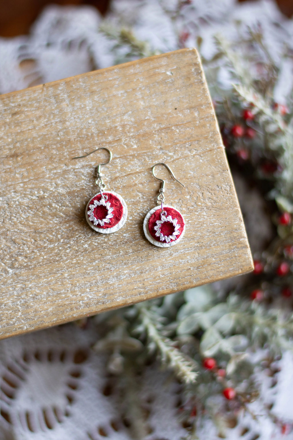 Red Wreath Dangle